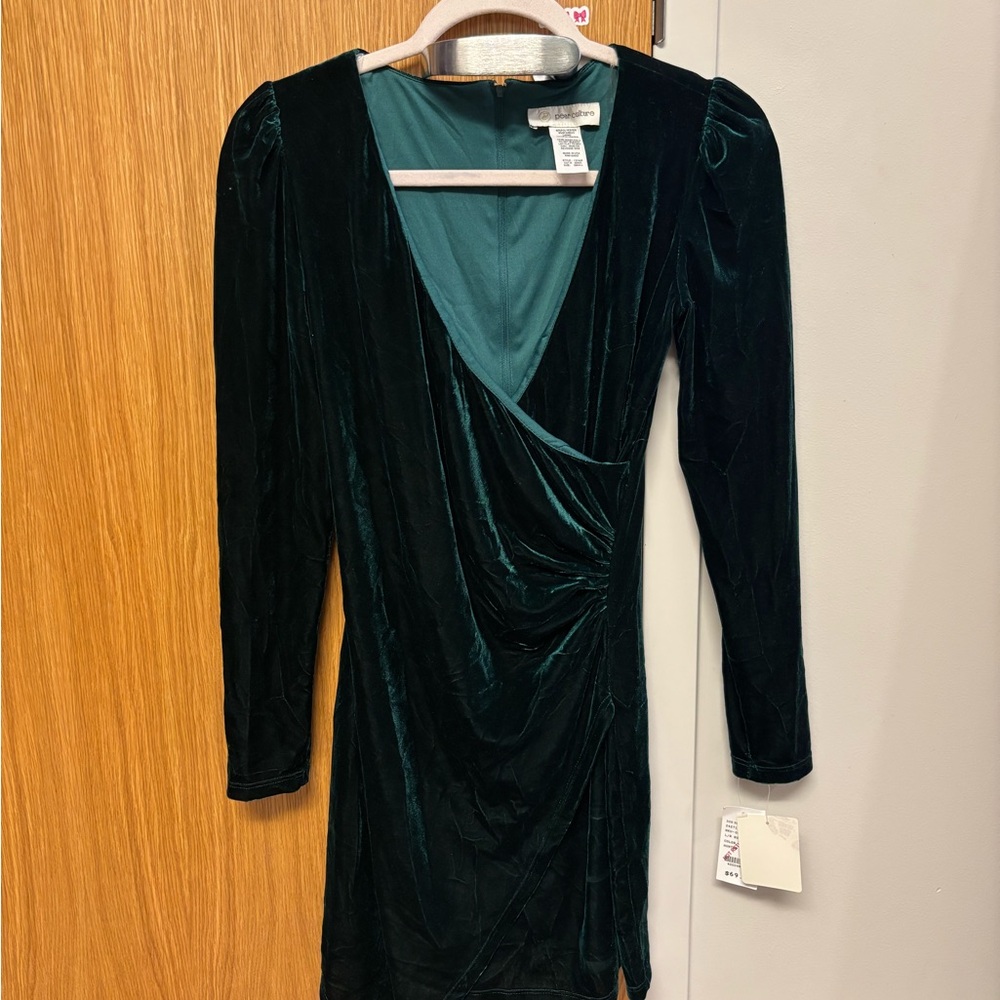 Elegant Green Velvet Dress